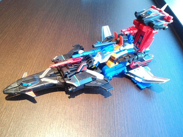 Transformers Kabaya GUM Toy In Hand Images Of Dai Atlas, Sonic Bomber And Road Fire Image  (2 of 5)